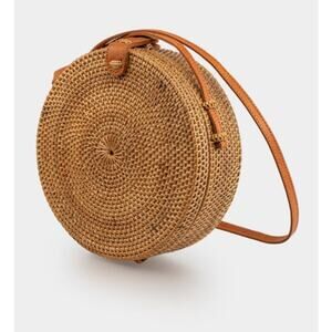 Mavis Round Rattan Crossbody Bag Boho Brown Tan Faux Leather Strap Summer Snap